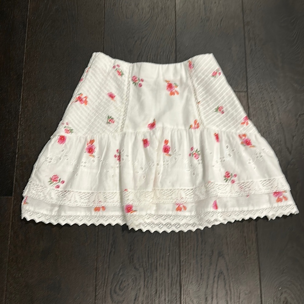 NWT! Zara skirt size M